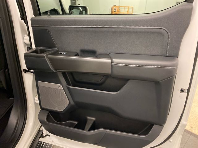 2024 Ford F-150 Lariat ROOF/BLACK APPEARANCE PACKAGE