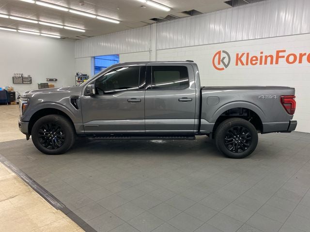 2025 Ford F-150 Lariat BLACK APPEARANCE PACKAGE