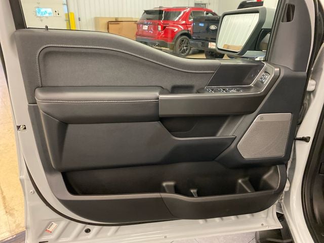 2024 Ford F-150 Lariat ROOF/BLACK APPEARANCE PACKAGE