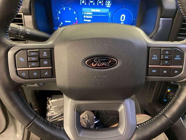 2024 Ford F-150 Lariat ROOF/BLACK APPEARANCE PACKAGE