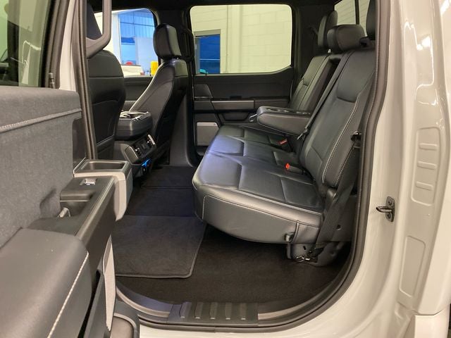2024 Ford F-150 Lariat ROOF/BLACK APPEARANCE PACKAGE