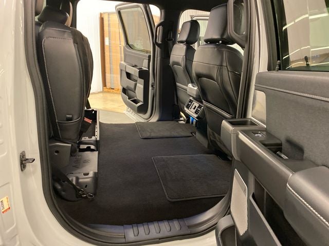 2024 Ford F-150 Lariat ROOF/BLACK APPEARANCE PACKAGE