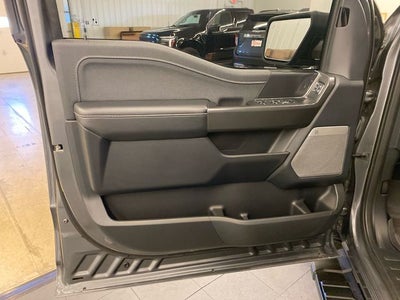 2024 Ford F-150 Lariat BLACK APPEARNCE/ROOF