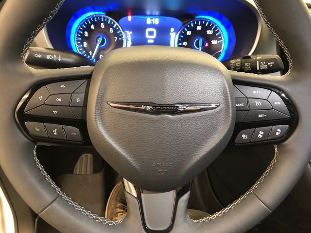 2023 Chrysler Pacifica Touring L S APPEARANCE PACKAGE