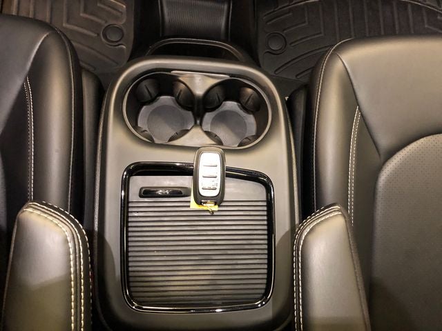 2023 Chrysler Pacifica Touring L S APPEARANCE PACKAGE