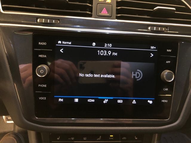 2022 Volkswagen Tiguan 2.0T SEL R-Line