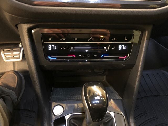 2022 Volkswagen Tiguan 2.0T SEL R-Line