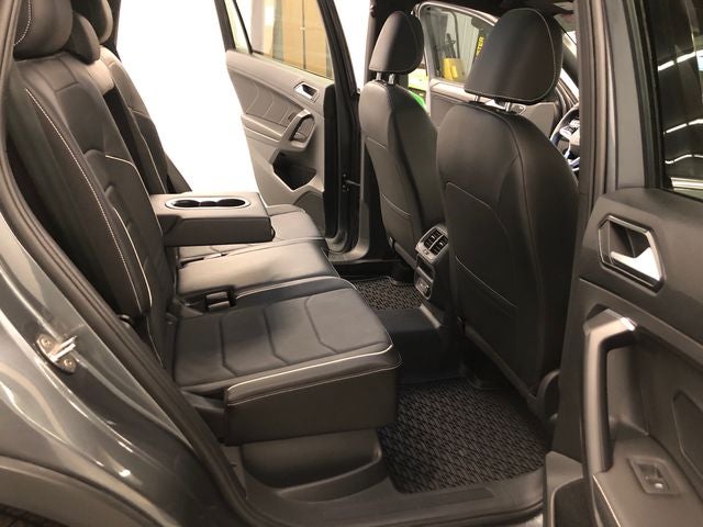 2022 Volkswagen Tiguan 2.0T SEL R-Line