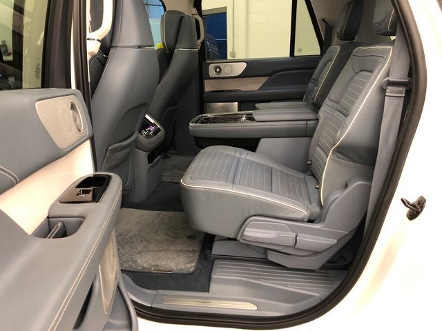 2021 Lincoln Navigator L Black Label
