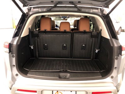 2023 Nissan Pathfinder Platinum BUCKETS