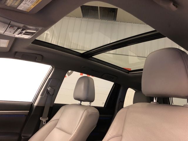 2019 Toyota Highlander Limited Platinum