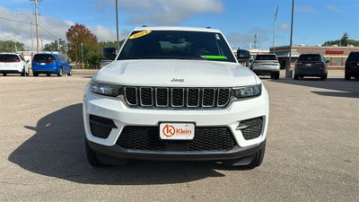 2024 Jeep Grand Cherokee Laredo 4x4