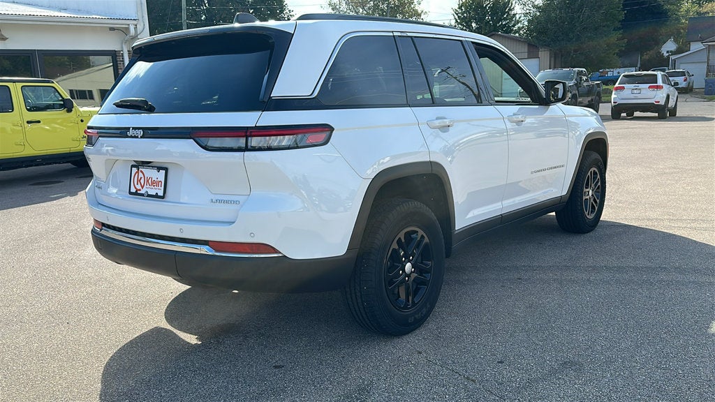 2024 Jeep Grand Cherokee Laredo 4x4
