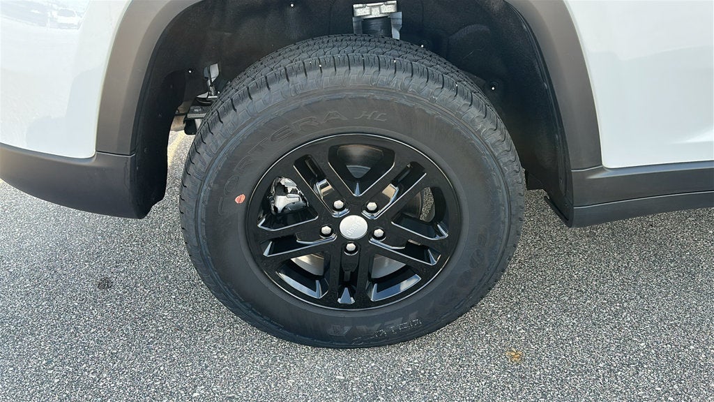 2024 Jeep Grand Cherokee Laredo 4x4