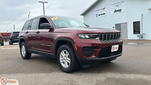 2025 Jeep Grand Cherokee Laredo 4x4