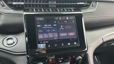 2025 Jeep Grand Cherokee Laredo 4x4