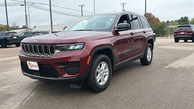 2025 Jeep Grand Cherokee Laredo 4x4