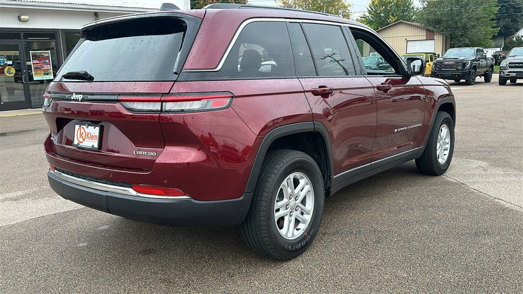 2025 Jeep Grand Cherokee Laredo 4x4