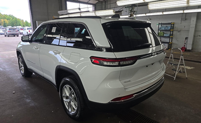 2025 Jeep Grand Cherokee Laredo X 4x4
