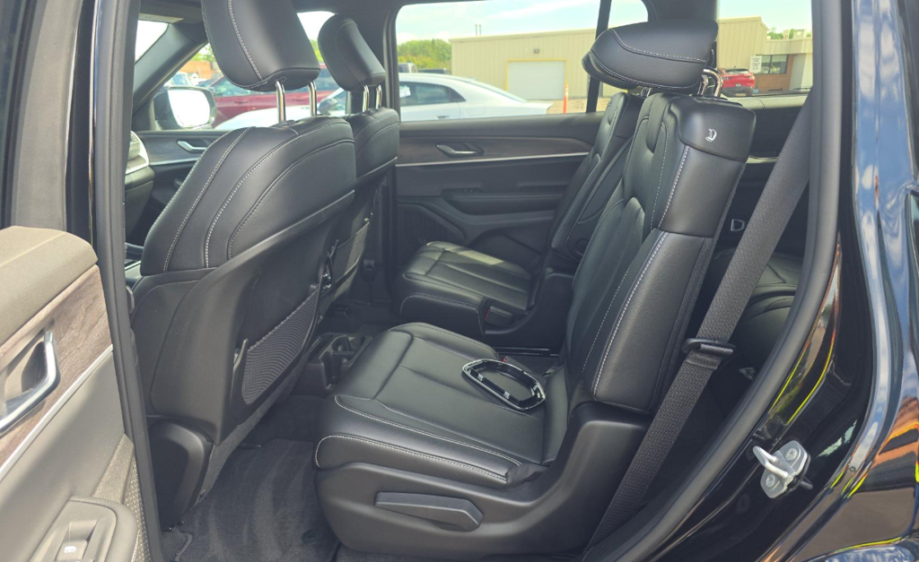 2025 Jeep Grand Cherokee L Limited 4x4