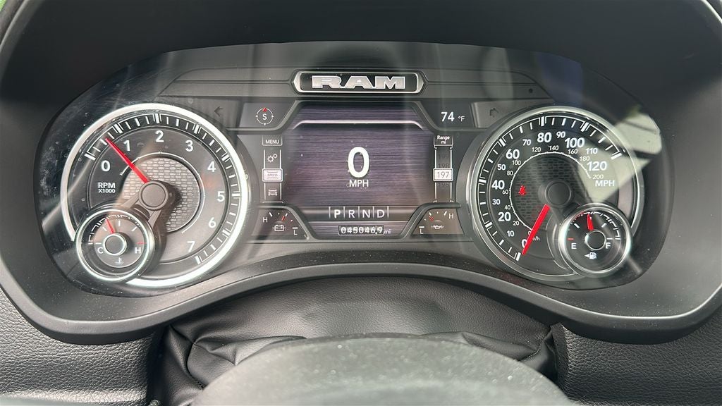2022 RAM 1500 Big Horn Crew Cab 4x4 5'7' Box