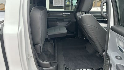 2022 RAM 1500 Big Horn Crew Cab 4x4 5'7' Box