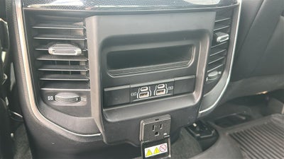 2021 RAM 1500 Laramie Crew Cab 4x4 5'7' Box