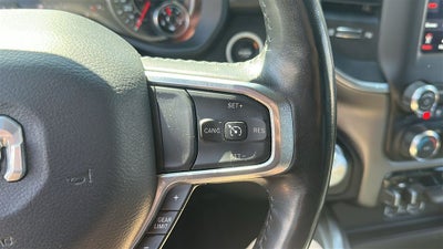 2020 RAM 1500 Laramie Crew Cab 4x4 5'7' Box
