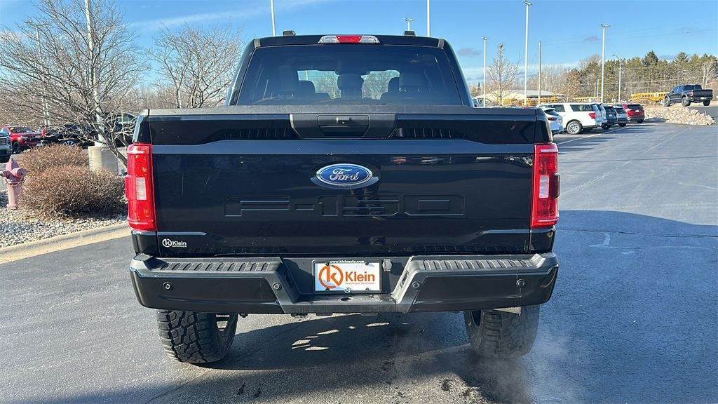 2023 Ford F-150 XLT LIFTED