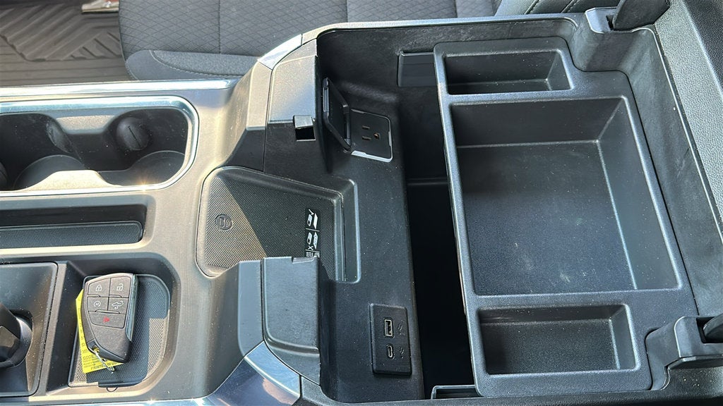 2022 Chevrolet Silverado 1500 4WD Crew Cab Short Bed RST