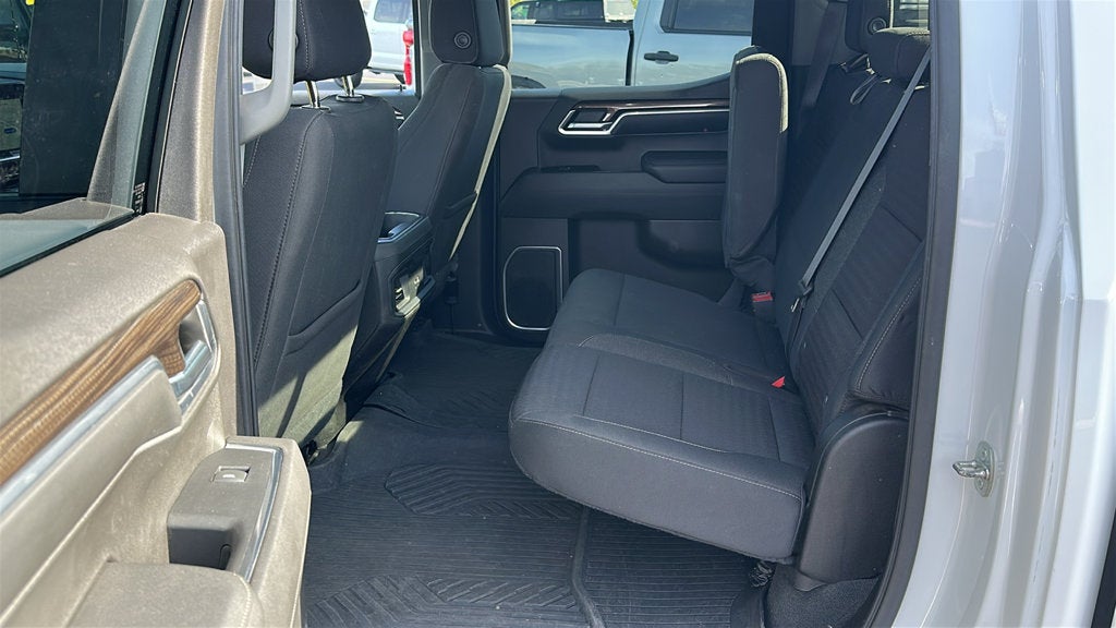 2022 Chevrolet Silverado 1500 4WD Crew Cab Short Bed RST