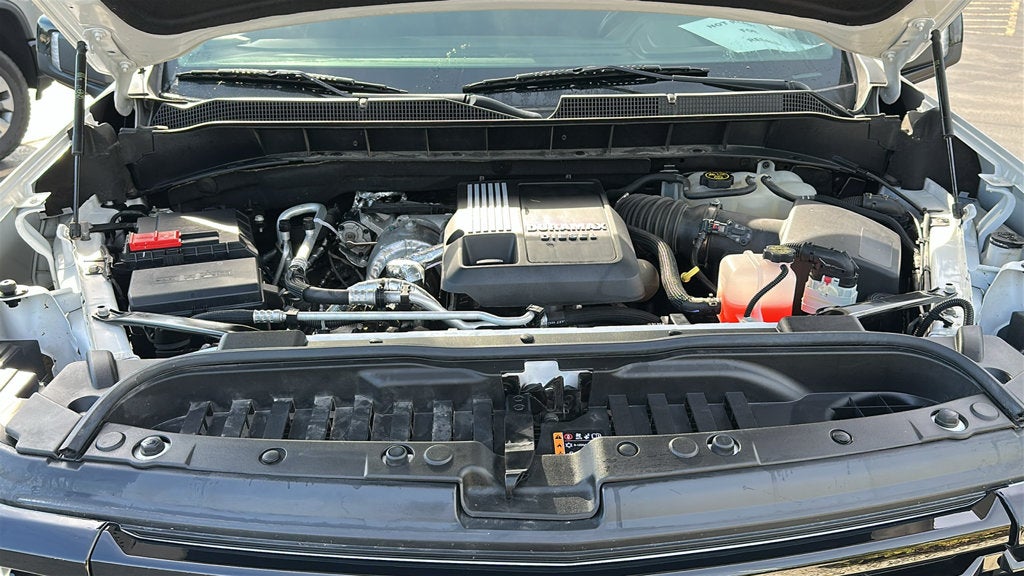 2022 Chevrolet Silverado 1500 4WD Crew Cab Short Bed RST