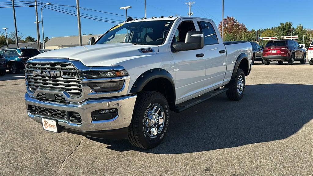 2025 RAM 2500 Tradesman Crew Cab 4x4 6'4' Box