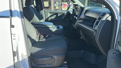 2025 RAM 2500 Tradesman Crew Cab 4x4 6'4' Box