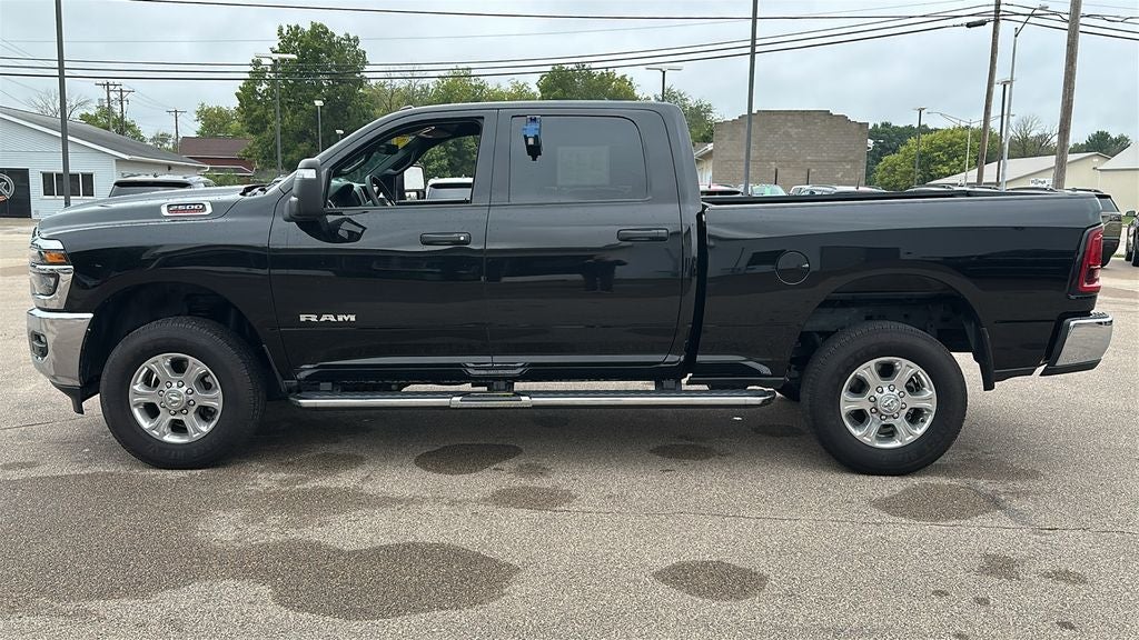 2025 RAM 2500 Big Horn Crew Cab 4x4 6'4' Box