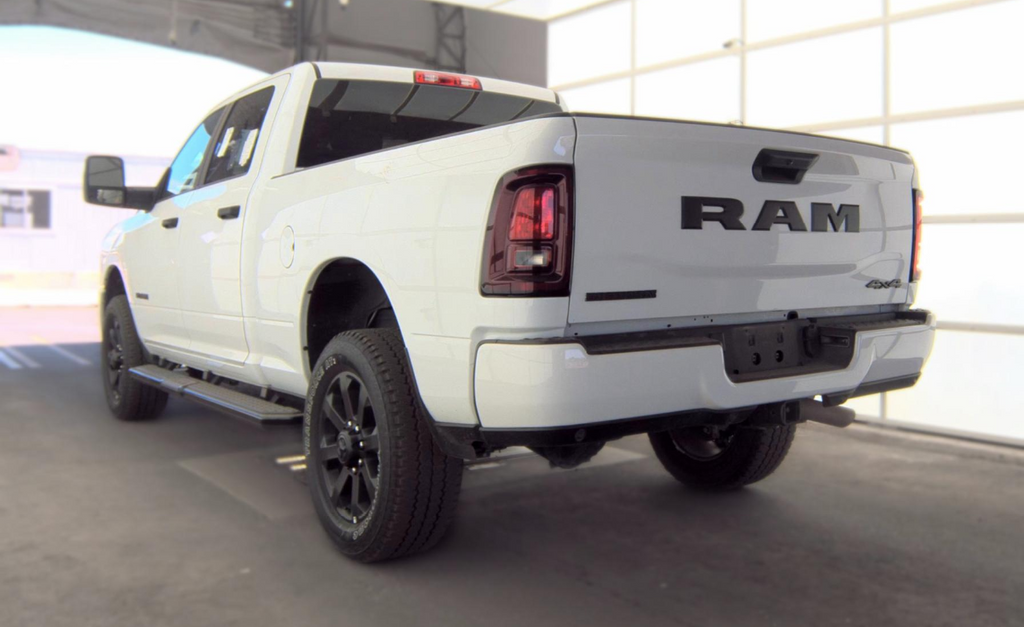 2025 RAM 2500 Big Horn Crew Cab 4x4 6'4' Box