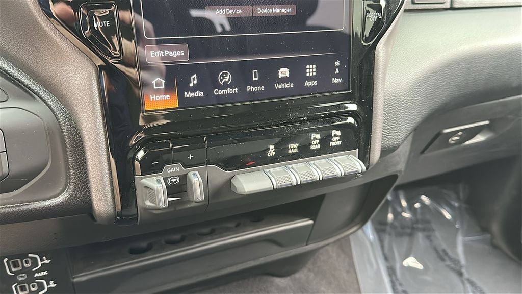 2025 RAM 2500 Big Horn Crew Cab 4x4 6'4' Box